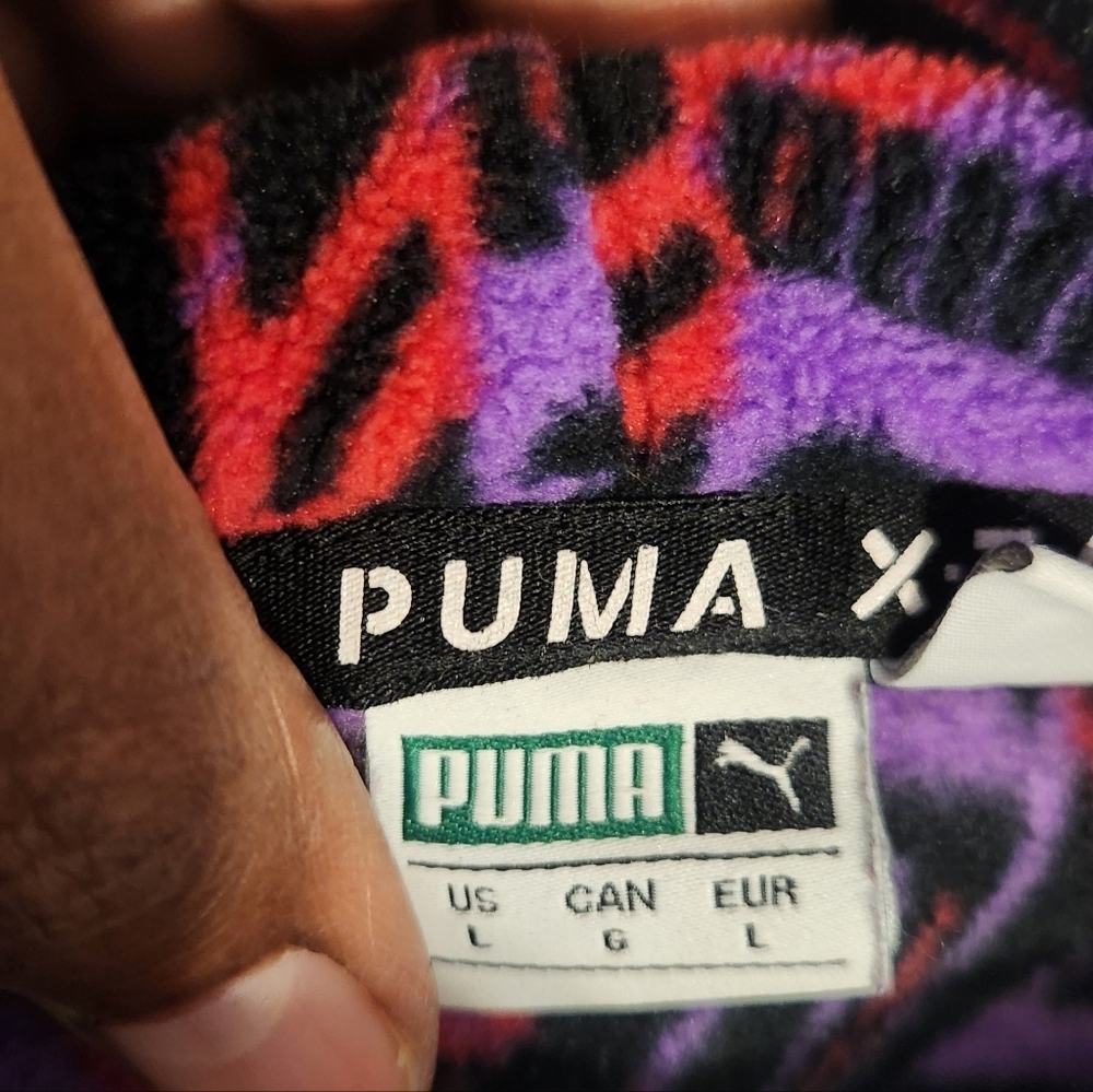 Puma | Women's Multi-Colored Graphic Print Hoodie Sweatshirt (Size Large) - Picture 2 of 12